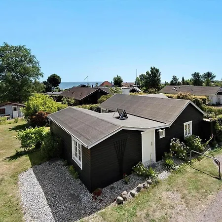 30003-malling-kastanievaenget-8 * Ajstrup Strand